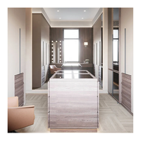 Armoire coulissante de luxe sur mesure en cuir pour chambre à coucher, grande armoire pour femmes avec miroir