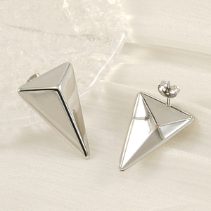 ZOGXIN Geometric Triangular Stud Earrings Gold Silver Stainless Steel Party Fashion Jewelry - Product Image 2