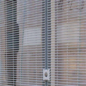 Panel de Malla de Alambre Soldada Anti-Escalada 358, Galvanizado en Caliente y con Recubrimiento en Polvo, para Perímetros de Almacenes Industriales y Subestaciones - Product Image 4