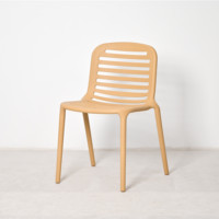 Chaise de salle à manger monobloc empilable en polypropylène moderne pour intérieur, extérieur, patio, café, restaurant, jardin - Vente en gros