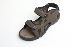 รองเท้าชายหาดผู้ชายแบบเปิด สวมใส่สบาย แห้งเร็ว ทนทาน กันลื่น ระบายอากาศได้ดี น้ำหนักเบา ทำจากวัสดุ PU เหมาะสำหรับกิจกรรมกลางแจ้ง - Product Image 3