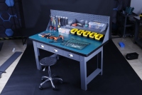 Banc de travail antistatique robuste, capacité de charge de 800 kg, table de travail en acier avec 3 tiroirs verrouillables et panneau perforé pour atelier