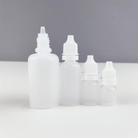 Flacons compte-gouttes en PET vides de 5 ml/10 ml, contenants liquides de qualité alimentaire avec bouchons blancs anti-enfants pour les soins personnels