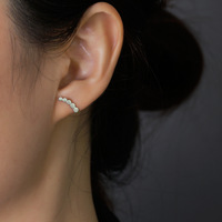 Boucles d'oreilles grimpantes à perles graduées en argent sterling S925 plaqué or 18 carats