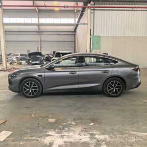 BYD Qin L DM-i 120 km Transcend Edition PHEV Berline d'occasion 2025, conduite à gauche, faible kilométrage, véhicule à énergie nouvelle - Product Image 3