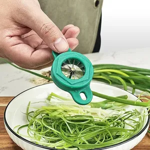 Coupe-échalotes en acier inoxydable en forme de fleur de prunier, outil de découpe rapide pour la maison, gadget de cuisine - Product Image 2