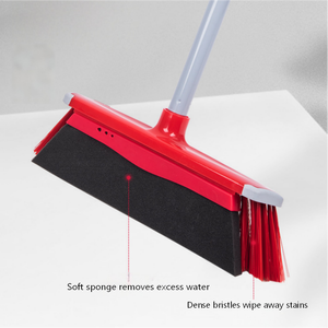 Balai Magique 2-en-1 pour Usage Domestique : Balayage, Grattage et Élimination des Cheveux avec Manche Détachable en 3 Sections – Balayage et Grattage à l'Eau - Product Image 4