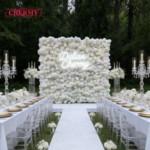 Parete Floreale Artificiale Bianca Avorio per Matrimoni Dalian Chermy OEM, 2,4m x 2,4m, con Rose Bianche 5D - Product Image 1