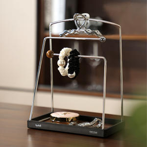 Organizador de Joyas Bydol, Tipo Rectangular, de Madera de Nogal, con Ganchos Múltiples, Decoración para el Hogar - Product Image 4