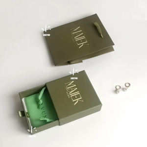 Boîte à bijoux cadeau en papier de carton rigide à glissière avec logo personnalisé vert herbe unique Boîte à bijoux à <span class=keywords><strong>tiroir</strong></span> Emballage de boucles d'oreilles et de colliers - Product Image 6