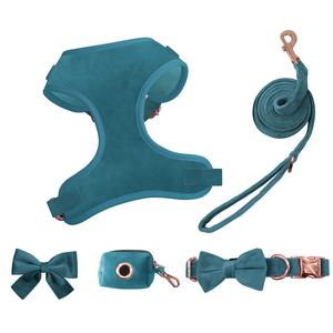 Conjunto de arnés de terciopelo para perro, accesorio de moda de diseño oem, respetuoso con el medio ambiente, a juego con collar y correa para mascotas - Product Image 6