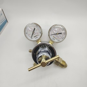 减压器Gentec 452IN-175-F Ar，He，N2入口CGA580出口1/4 SAE压力表4000磅/平方英寸 * 300磅/千帕 - Product Image 1