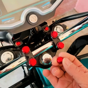Accessoires de modification de <span class=keywords><strong>moto</strong></span>, pièces de rétrofit, capuchon de vis hexagonal pour moteur de scooter - Product Image 5