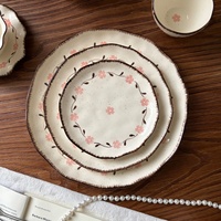 Service de table en céramique peinte à la main style ferme, vaisselle en porcelaine faite à la main d'inspiration vintage, assiettes et bols à glaçure sésame, tasses