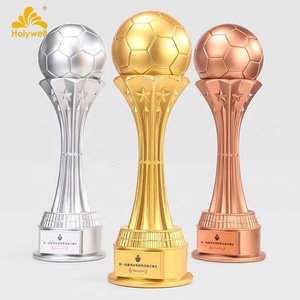 Nouveau design 2026 : Trophée de football plaqué or, artisanat en résine personnalisable, <span class=keywords><strong>coupe</strong></span> <span class=keywords><strong>du</strong></span> <span class=keywords><strong>monde</strong></span> de football, récompense gravée pour les compétitions - Product Image 3