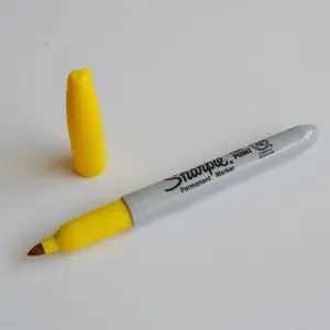 הצבע לנוכל בסדר קבוע מרקר עטים, בד סמן
