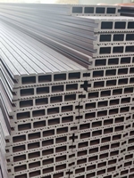 Plancher composite bois-plastique WPC de fabrication chinoise, revêtement de terrasse WPC extérieur à grain de bois pour parcs