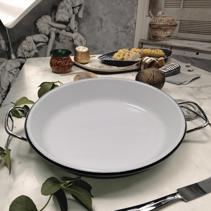 2025 Europe Assiette à vaisselle blanche de qualité alimentaire avec bord noir Offre Spéciale émail Plateau de cuisson Camping Ovale Rond Profond Épais Plats et Casseroles - Product Image 1