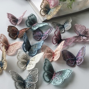 Petit patch en tissu de rayonne brodé papillon, accessoire de décoration pour vêtements <span class=keywords><strong>et</strong></span> coiffes tendance en organza, fait main pour couture DIY - Product Image 2