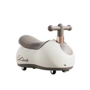 2024 thiết kế độc đáo trẻ em đu xe trượt xe cậu bé cô gái bốn bánh đá Kid Scooter phổ bánh xe đồ chơi xe