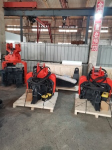 Alta Eficiência Hidráulica Pilha <span class=keywords><strong>Driver</strong></span> <span class=keywords><strong>Post</strong></span> <span class=keywords><strong>Driver</strong></span> com Martelo Motor Pump Gear Construção Agricultura-Preço de Fábrica <span class=keywords><strong>Guardrail</strong></span> Fence - Product Image 5