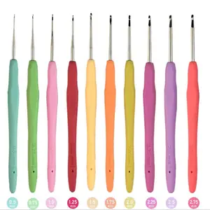 10個の小型レースかぎ針編みフック (0.5-2.75mm) 、スレッド用のソフトグリップハンドル付きの人間工学に基づいたかぎ針編みフックセット