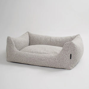 سرير كلب دمية مربعة فاخرة بيت كلب مع سحاب - Product Image 1