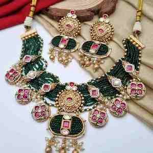 Ensemble de collier long et de boucles d'oreilles plaqué or 24 carats, style traditionnel et tendance indien, pour mariée, mariage, fête, bijoux pour femmes - Product Image 1