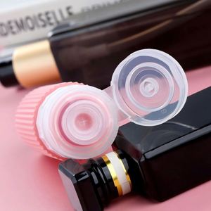 Logo personnalisé pour articles de toilette, accessoires pour bouteilles approuvés, ensemble de bouteilles de voyage en silicone anti-fuite et rechargeables - Product Image 4