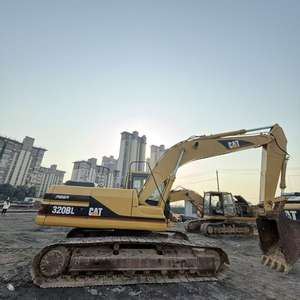 รถขุดตีนตะขาบมือสอง รุ่น 320BL ปี 2023 น้ำหนัก 20 ตัน พร้อมเครื่องยนต์ ปั๊ม และมอเตอร์ บุ้งกี๋ขนาด 1 เมตร ราคาถูก ขาย - Product Image 4