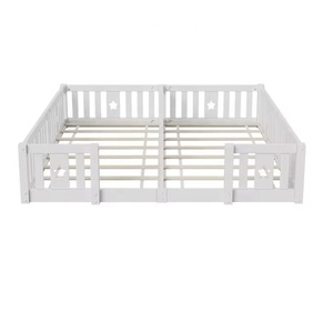 Letto <span class=keywords><strong>a</strong></span> <span class=keywords><strong>Due</strong></span> Piani Montessori per Bambini in Legno Massello con Sponda di Protezione Integrata <span class=keywords><strong>a</strong></span> Basso Profilo per Camera da Letto e Soggiorno - Product Image 3