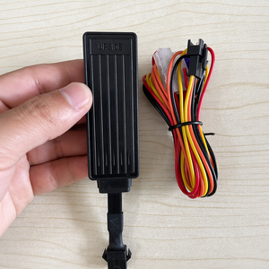 جهاز تتبع GPS عالي الجودة ST03 مع خاصية إيقاف المحرك عن بعد وتتبع المركبات في الوقت الفعلي للسيارات والدراجات النارية وإدارة الأسطول - Product Image 1