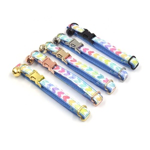 Collier à nœud papillon en forme de cœur coloré pour chat et chien, accessoire de luxe avec boucle en métal léger - Product Image 2