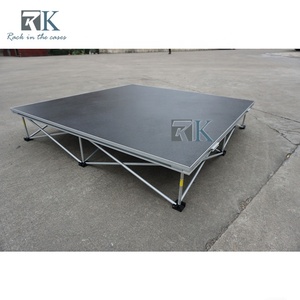 Plataforma de Escenario Antideslizante de 4 pies x 4 pies para Ferias Comerciales, Ligera, RK RAK-SQ4I con Capacidad de Carga de 750 kg/m², Altura de Elevación Personalizable - Product Image 3