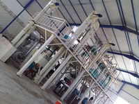 Moulin électrique, 30 à 40 tonnes/jour, pour la production de farine de maïs