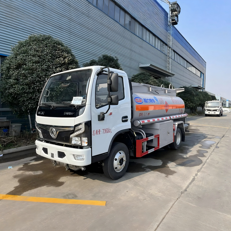 Versatile Clw Tanker Truck Fuel Tanker
