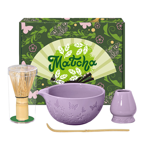 Juego de 4 Utensilios para la Ceremonia del Té Japonés, Tazón de Cerámica de Porcelana Grabado y Batidor de Bambú con Diseño de Mariposa - Product Image 1