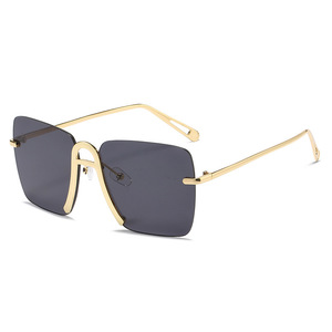 Lunettes de soleil punk euro-américaines de haute qualité, monture carrée en métal, mode luxe unisexe, tendance, protection UV400, MINGAO 90138 - Product Image 1