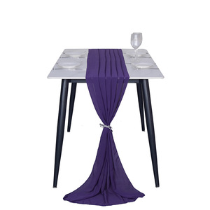 Nappe et <span class=keywords><strong>chemin</strong></span> <span class=keywords><strong>de</strong></span> <span class=keywords><strong>table</strong></span> en polyester crêpe <span class=keywords><strong>de</strong></span> style nordique, voile décoratif pour la maison, l'hôtel et les mariages, durable et écologique - Product Image 4