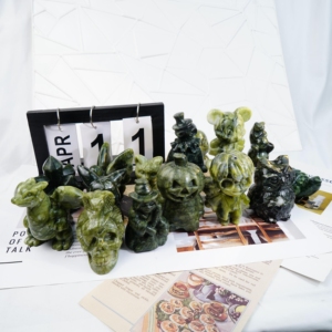 Prix de gros avantageux : Artisanat en jade Xiuyan, sculptures en néphrite, hibou animal en néphrite, prix au kg, pour <span class=keywords><strong>cadeau</strong></span> - Product Image 1