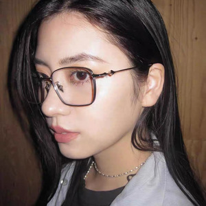 <strong>Glasses</strong> 2024 - Product Image 3
