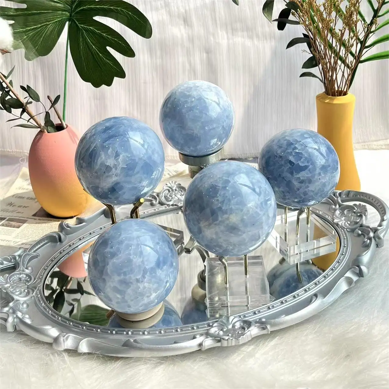 كرة بلورية زرقاء طبيعية بسعر المصنع، أحجار علاجية بالجملة، كرة كالكتين زرقاء للتجميع