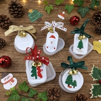 5 Moules en silicone pour étiquettes en plâtre d'aromathérapie de Noël, étiquettes en relief DIY, pierres diffuseuses, pendentifs en cire, décorations, moule époxy Père Noël