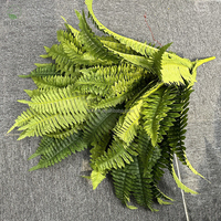 Buissons topiaires de fougère artificielle en plastique pour la décoration de la maison pour l'aménagement paysager de jardin et la vie en plein air