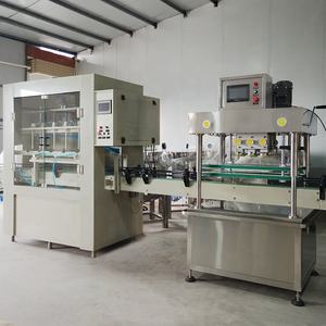 LIENM Máquina <span class=keywords><strong>de</strong></span> llenado <span class=keywords><strong>de</strong></span> líquidos corrosivos químicos anticorrosión <span class=keywords><strong>de</strong></span> cuatro cabezales Máquina <span class=keywords><strong>de</strong></span> llenado <span class=keywords><strong>de</strong></span> líquidos corrosivos <span class=keywords><strong>de</strong></span> botellas <span class=keywords><strong>de</strong></span> plástico - Product Image 1
