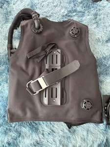 Compensador de flotabilidad personalizado Montaje lateral BCD Chaqueta básica de tamaño completo BCD para <span class=keywords><strong>equipo</strong></span> de <span class=keywords><strong>buceo</strong></span> - Product Image 6