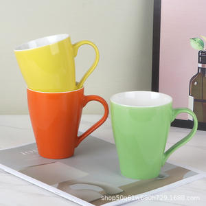 Mug en céramique design minimaliste bleu 350 ml pour le bureau, idéal comme cadeau, avec impression de logo - Product Image 2