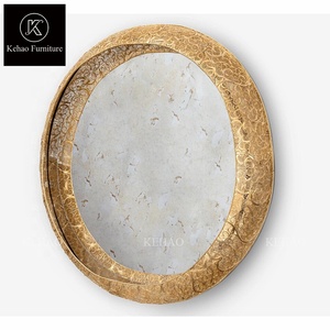 Villa espejo decorativo <span class=keywords><strong>de</strong></span> lujo <span class=keywords><strong>diseño</strong></span> <span class=keywords><strong>italiano</strong></span> hermoso espejo <span class=keywords><strong>de</strong></span> pared para sala <span class=keywords><strong>de</strong></span> estar dormitorio arte latón espejo colgante - Product Image 1