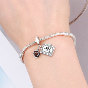Colgante de cobre blanco con diseño de libro de café, superventas, pulsera DIY de alta gama, joyería y accesorios para mujer - Product Image 6