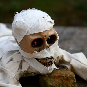 Décorations d'Halloween en plastique : Mummies, Fantômes rampants et Zombies à commande vocale, alimentés par piles, pour maisons hantées et festivals - Product Image 5